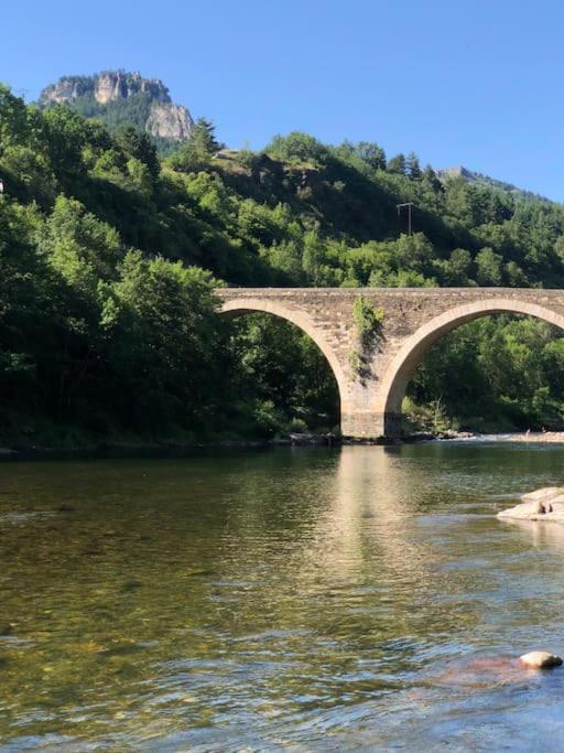 Apt Au Coeur Des Gorges Du Tarn Ispagnac 외부 사진